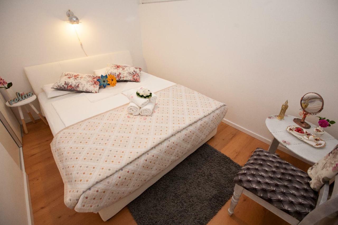 Apartment Maroma Spalato Esterno foto