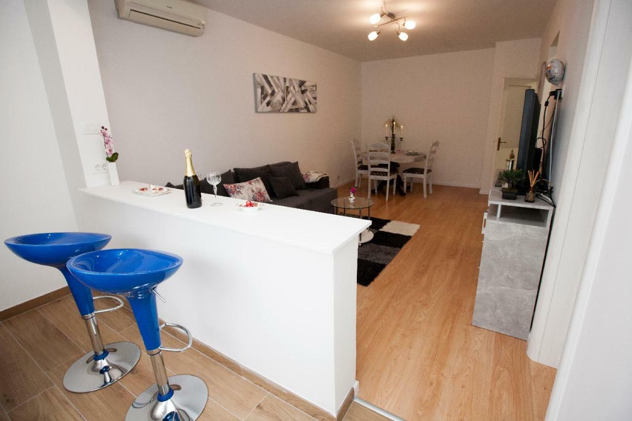 Apartment Maroma Spalato Esterno foto